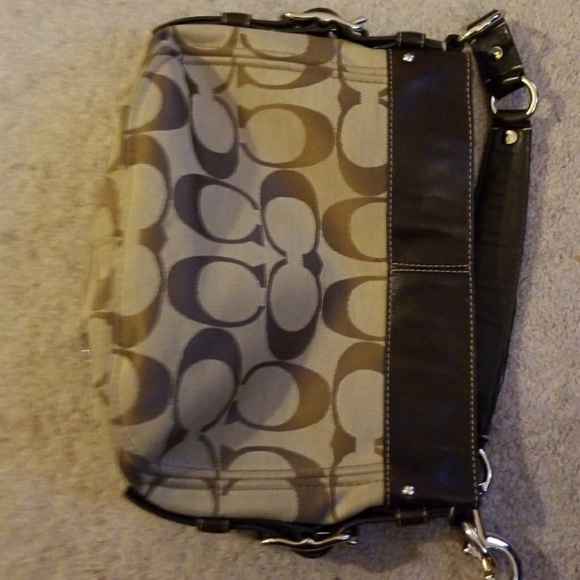 Purse - Picture 4 of 7